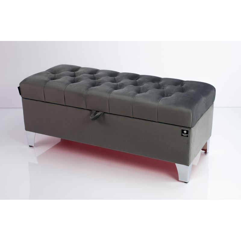 Tufted Storage Bench